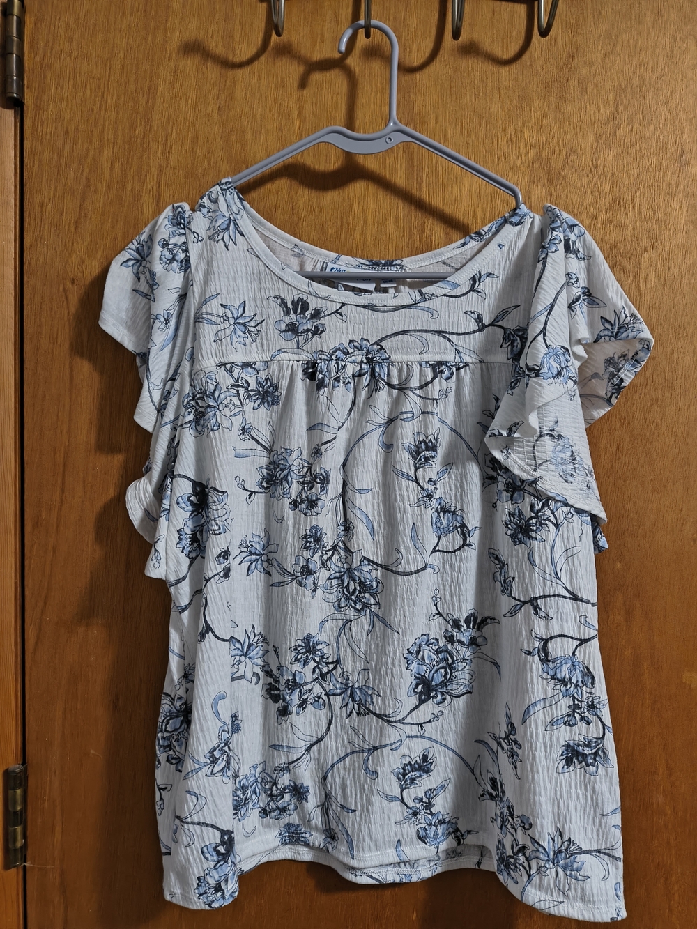 Blue Floral Ruffle Short Sleeve Top